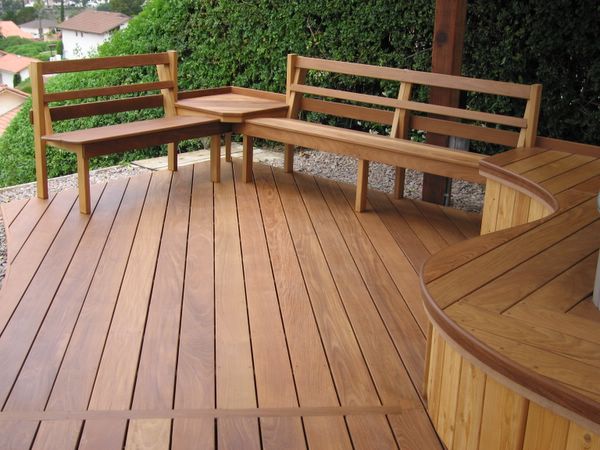 DockMakers Builds DECKS